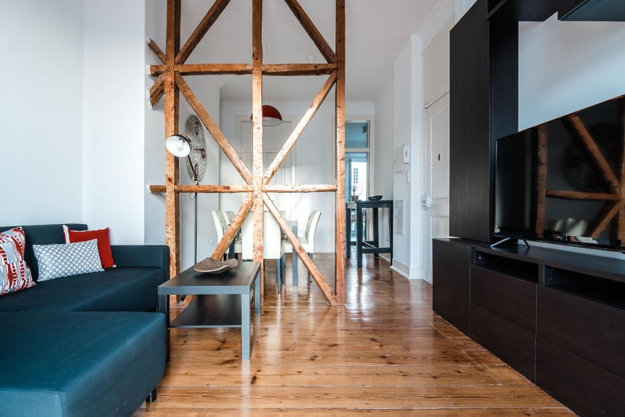 Elegant 3 Bedroom Flat With View In Principe Real Lisbon Exterior photo